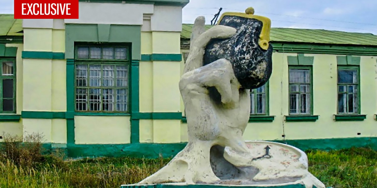 Как создавали памятник кошельку в Казани